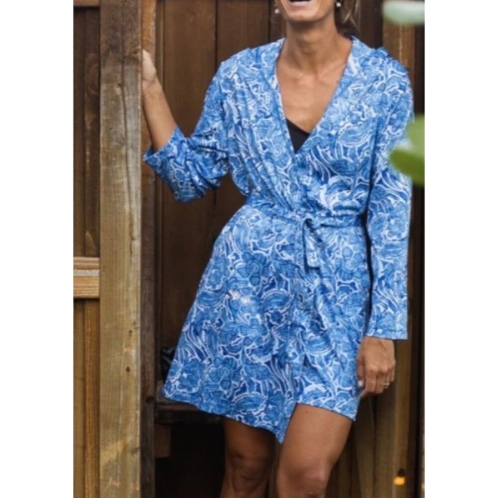 Ripskirt Size M/L Hawaiian Robe Blue Geometric Hooded Beach Pool Long Sleeves